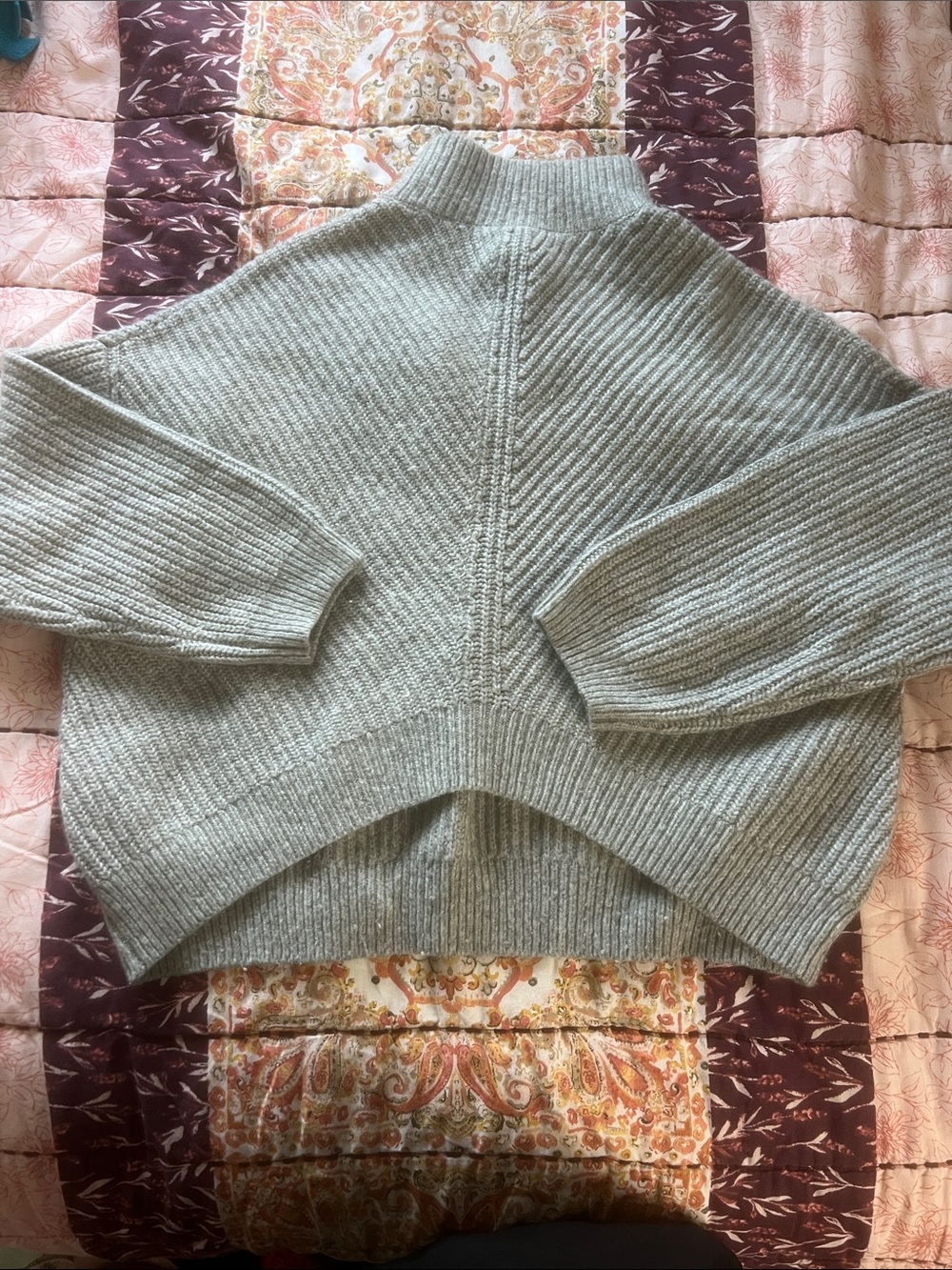 Express Light Gray Ribbed Mock Turtleneck Sweater
